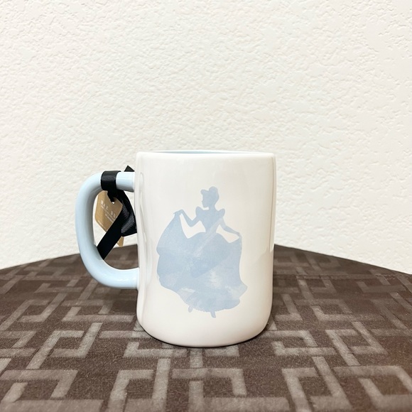 Rae Dunn Disney Cinderella Measuring Cups and LIFE’S A FAIRYTALE mug - Picture 9 of 12